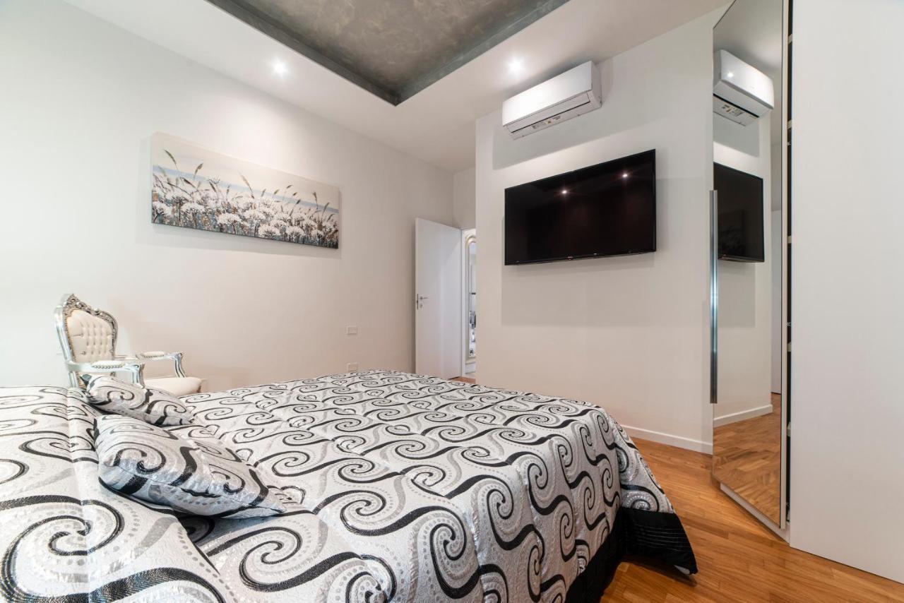 Fashion Apartment Silver بولونيا المظهر الخارجي الصورة