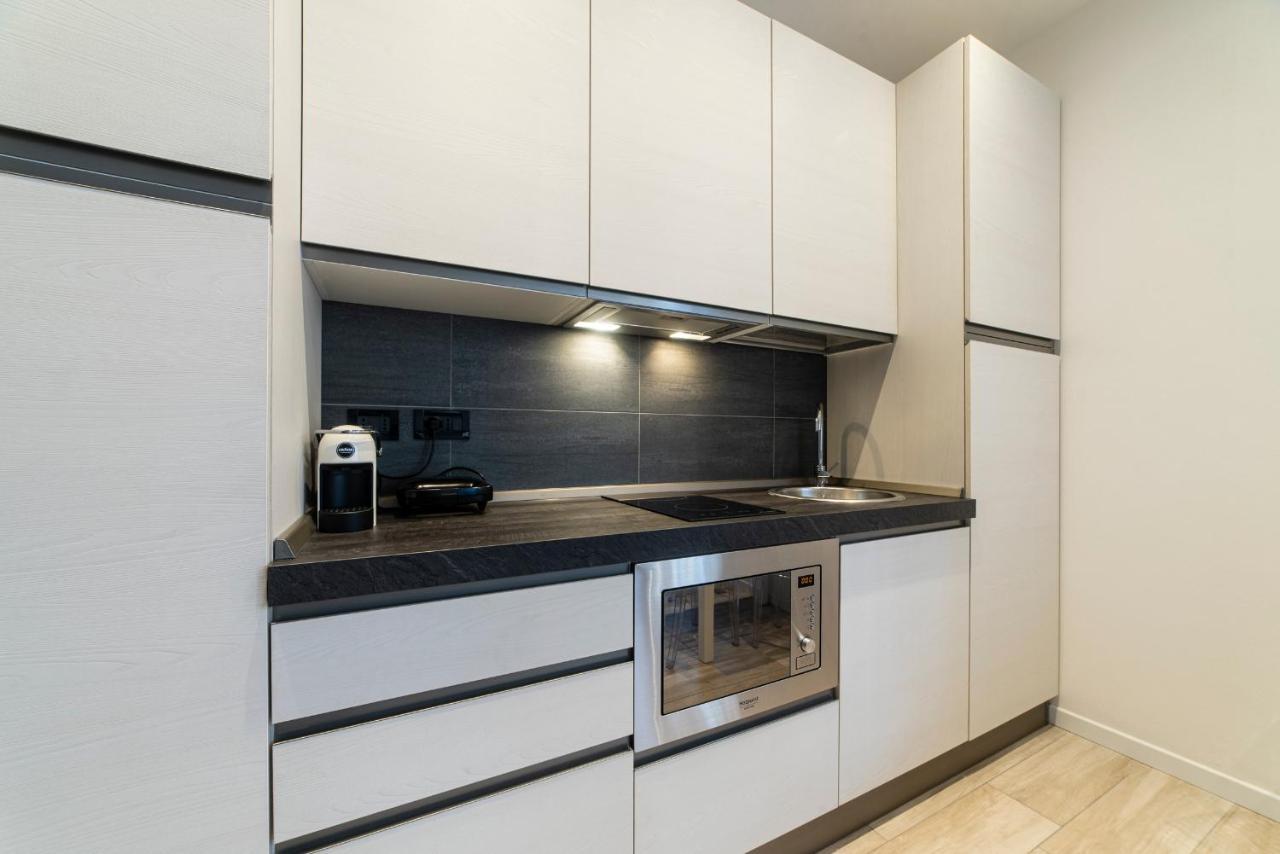 Fashion Apartment Silver بولونيا المظهر الخارجي الصورة