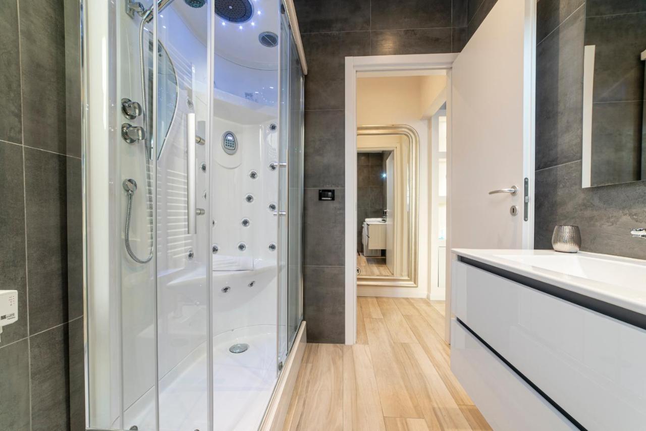 Fashion Apartment Silver بولونيا المظهر الخارجي الصورة