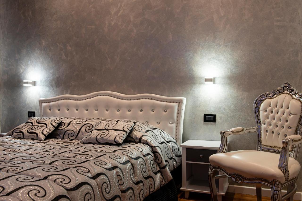 Fashion Apartment Silver بولونيا المظهر الخارجي الصورة