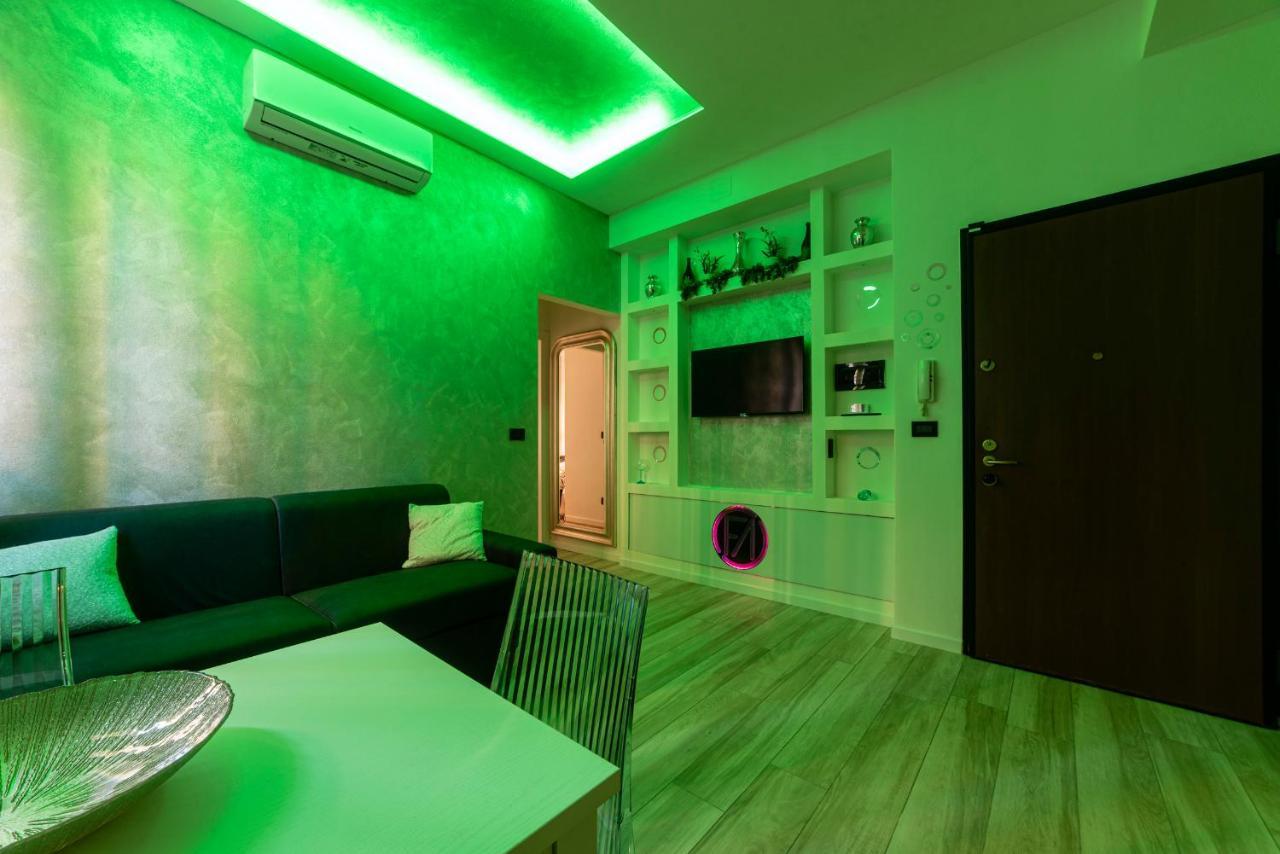 Fashion Apartment Silver بولونيا المظهر الخارجي الصورة