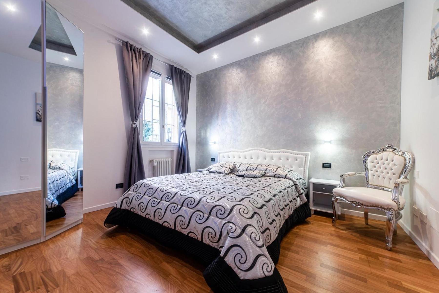 Fashion Apartment Silver بولونيا المظهر الخارجي الصورة